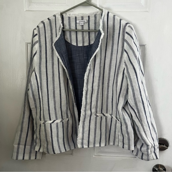 100% Linen Chico's Navy and White Striped Blazer - Picture 1 of 7